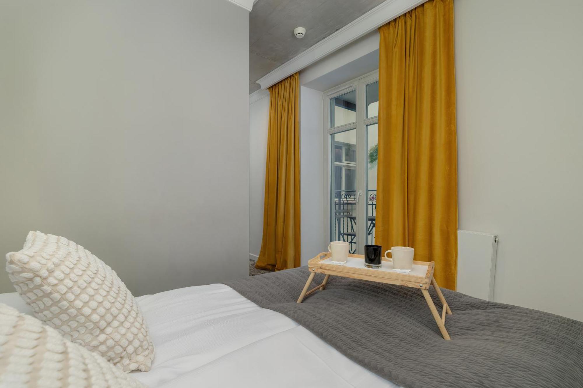 Modern & Comfy Apartment Rakowicka 6 Cracow By Renters Cracóvia Exterior foto